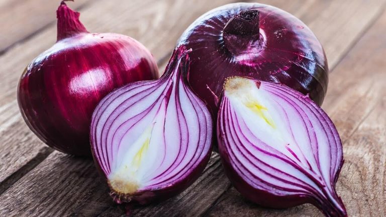 Qırmızı soğan xolesterin və şəkəri 50% azaldır – ARAŞDIRMA