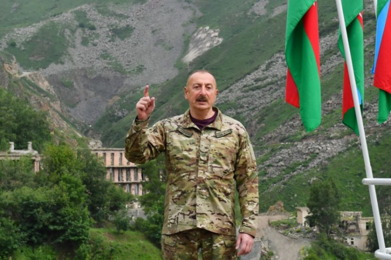 Azərbaycanın qələbə əzmini artıran “Dəmir yumruq”