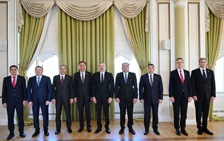 Qarşılıqlı dəstək başlıca prinsipimizdir