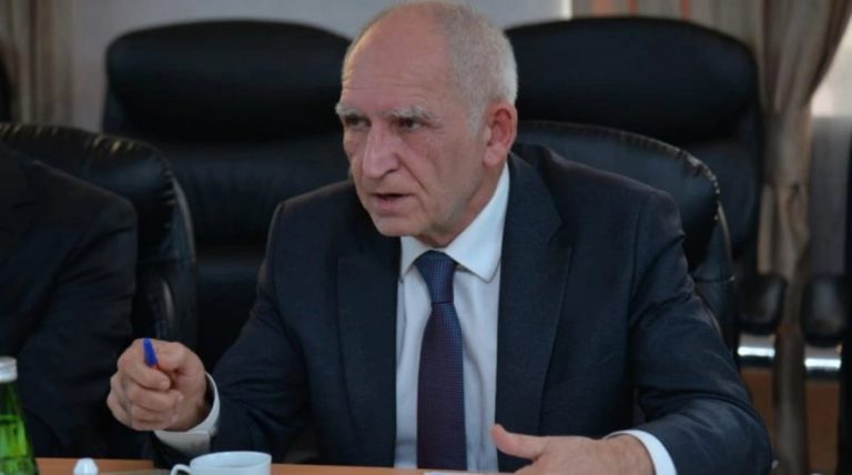Tanınmış təhsil eksperti vəfat etdi