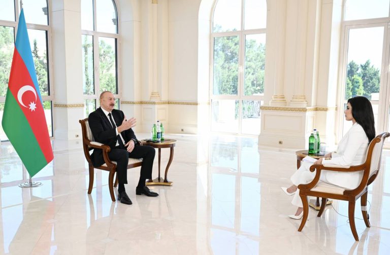 Regional sülh və əməkdaşlıq mesajları
