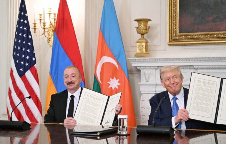 Tarix yazan lider