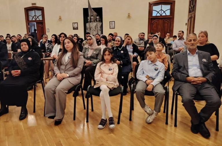 “Murov aslanı” təqdim olundu – FOTOLAR