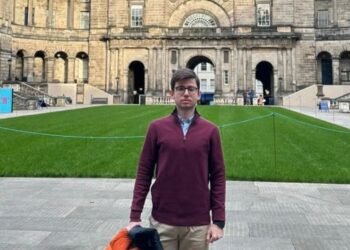 Cəlilabadlı gənc dünyanın ən prestijli universitetinə qəbul olundu – FOTO