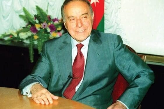 Yeni Azərbaycan Partiyasının yaranmasının tarixi zərurəti və siyasi inkişaf xətti