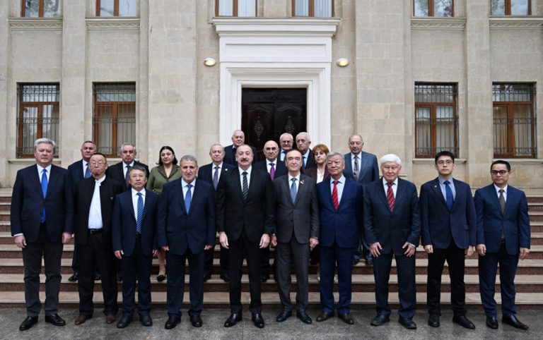 Prezident AMEA-da – FOTOLAR