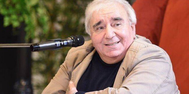 "Səksənə çatanda səksənir hamı..." - Ramiz Rövşəndən özünə şeir+VİDEO