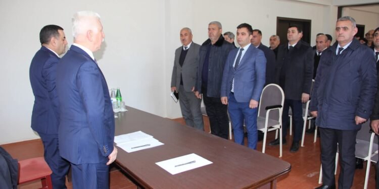 İcra başçısı bu kənddə vətəndaşlarla görüşdü - FOTOLAR