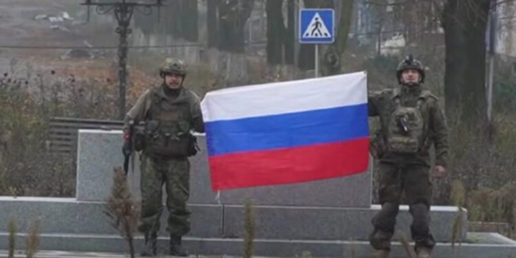 Ukraynanın bu şəhərində Rusiya bayrağı qaldırıldı – Video