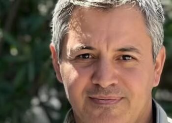 “Ürəyimdə qalan yerin, ölənəcən boş saxladım…” – Aqşin Yeniseyin yeni şeirləri…