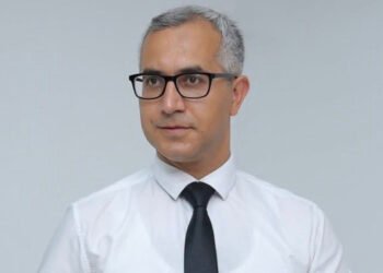 Tanınmış təhsil ekspertinə cinayət işi açıldı – Abituriyentlərə cavabları belə ötürürmüş