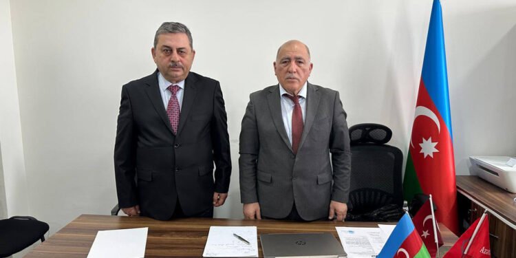 Pənah Hüseyn istefa verdi