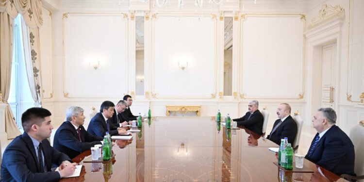 Prezident Qırğızıstan nümayəndə heyətini qəbul etdi - FOTOLAR