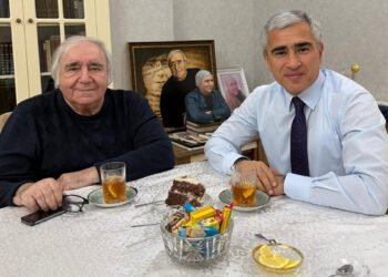 Anar Ələkbərov Ramiz Rövşəni evində ziyarət etdi – FOTO