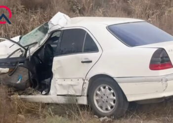 Biləsuvarda “KamAZ”la minik maşını toqquşdu – Xəsarət alanlar var