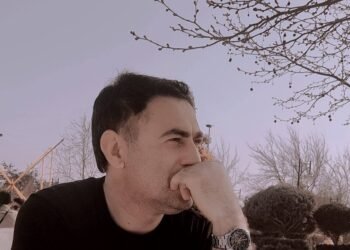 “Sinəsinə mina basdırılmış torpaqdı ömür…” – Vasif Əlihüseynin şeirləri…