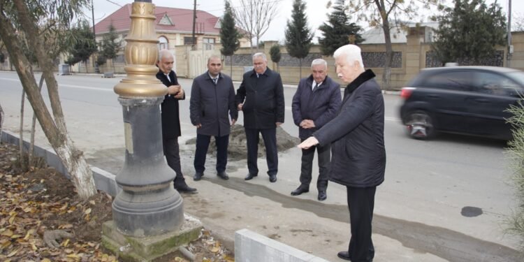 İcra başçısı şəhərdə aparılan yenidənqurma işləri ilə tanış oldu - FOTOLAR