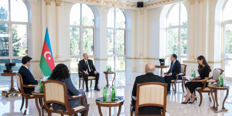 Azərbaycanın bütün sahələrdə əldə etdiyi uğurlar heyrətamizdir