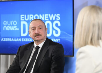 Prezident Davosda “Euronews”a müsahibə verdi – FOTOLAR