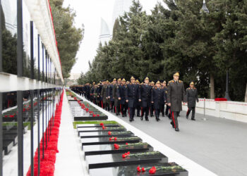 DİN-in şəxsi heyəti Şəhidlər xiyabanını ziyarət etdi – VİDEO