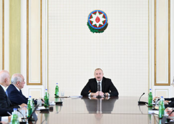 Prezident müşavirə keçirdi - FOTOLAR