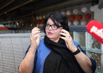 Vaqif Səmədoğlunun xanımı: “Bilməzdim ki, ayrılıq mənə bu qədər təsir edəcək” – Müsahibə