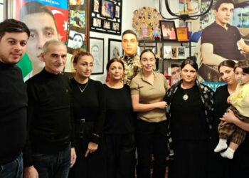 Leyla Əliyeva şəhid ailəsini ziyarət etdi - FOTOLAR