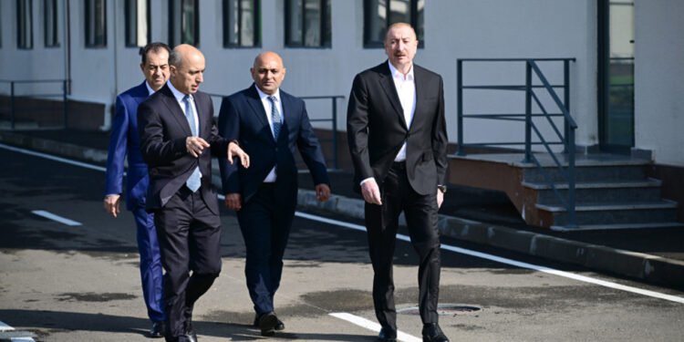 Prezident Lənkərana getdi - FOTOLAR