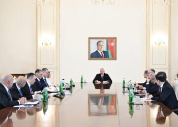 Prezident müşavirə keçirdi - VİDEO