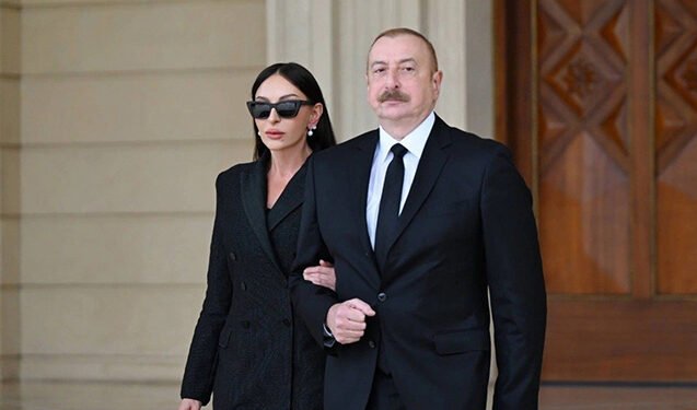 Prezidentlə xanımı Nəriman Həsənzadəni təbrik etdi