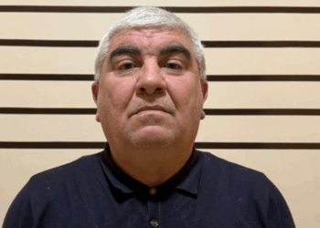 Beş nəfərə 200 mindən çox pul "atan" müəllimə bu cəza verildi 