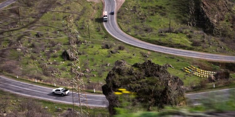 “Zəngəzur dəhlizi qeyri-enerji ixracatının 700 milyon dollar artmasına səbəb ola bilər”