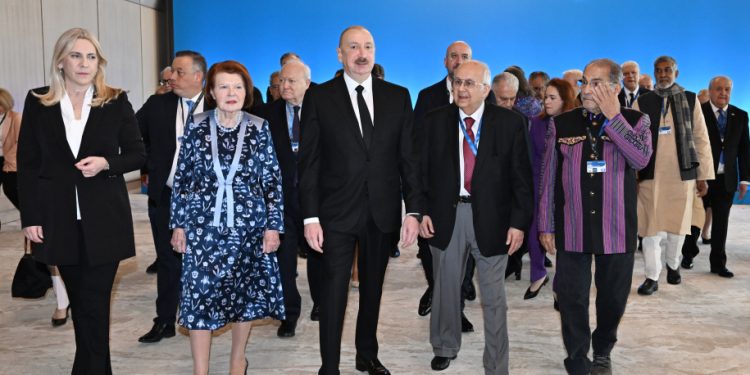 Əlbir fəaliyyət və əməkdaşlıq zamanın tələbidir