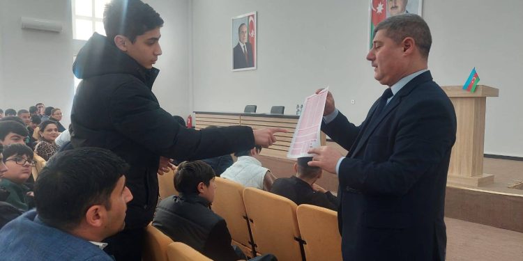 Cəlilabadda 9-cu sinif şagirdləri ilə görüş keçirildi - FOTOLAR