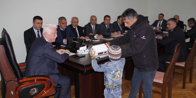 İcra başçısı vətəndaşları qəbul etdi - FOTOLAR