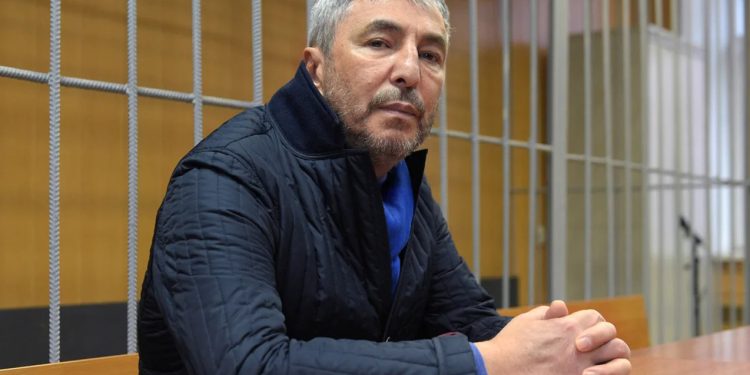 Rusiyanın tanınmış iş adamının meyiti tapıldı - FOTO