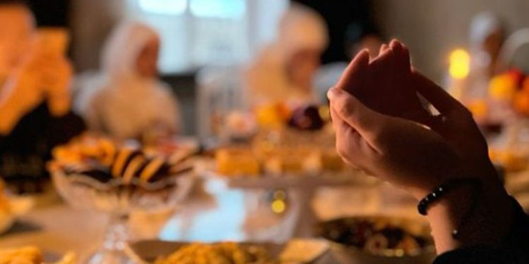 26-cı günün duası - İmsak və iftar vaxtı