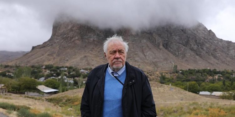 İlbər Ortaylı vəfat etdi