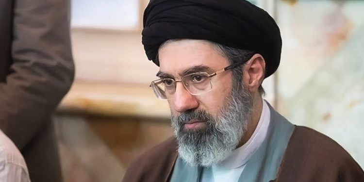 Xameneinin yaralanması rəsmən təsdiqləndi