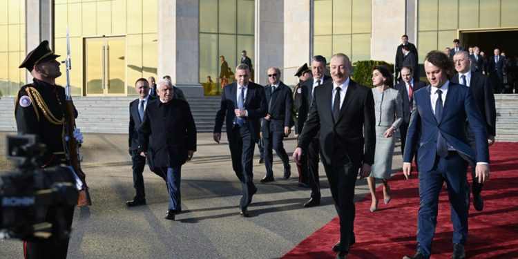 İlham Əliyevin Gürcüstan səfəri başa çatdı - FOTOLAR