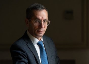 Poeziyamızın AĞ SƏSİ