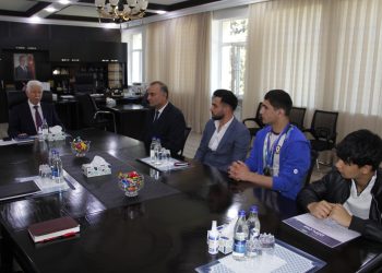 Rafiq Cəlilov idmançılarla görüşdü - FOTOLAR