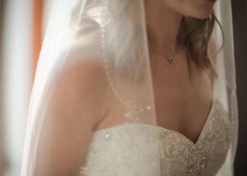 Əcnəbilərlə evliliyin artmasının əsas səbəbi nədir? - VİDEO