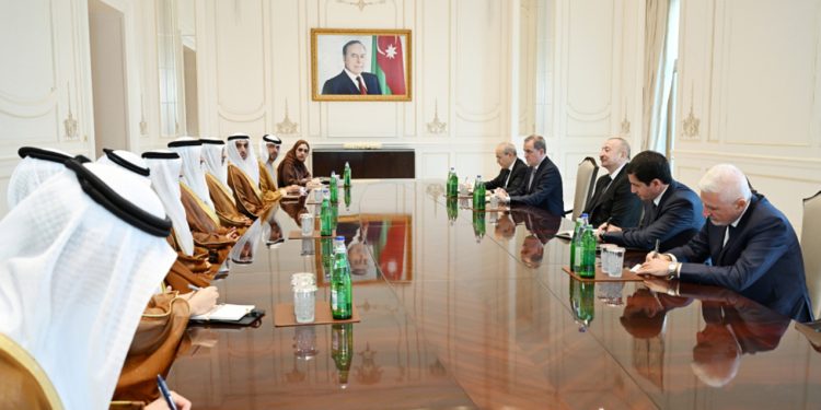 İlham Əliyev Qəbələdə BƏƏ nümayəndələrini qəbul etdi - FOTOLAR