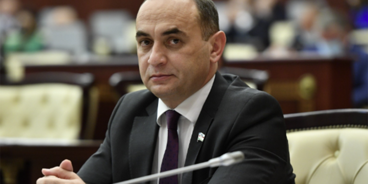 "Hər zaman yeni elm və bilik axtarışında olun..." - Deputat gənclərə səsləndi