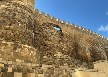 Yağış tarixi Qala divarlarına da ziyan vurdu - FOTO