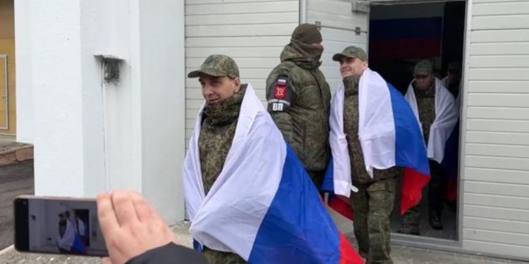 Əsirləri dəyişdilər