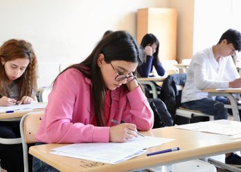 Abituriyentlərə şad xəbər - İmtahanda əlavə vaxt veriləcək