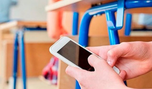 3 nəfər imtahandan xaric edilib - Telefon aşkarlanıb