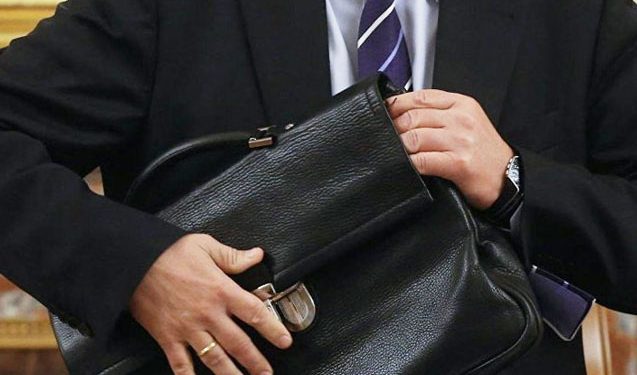 TƏCİLİ! "Yüksək vəzifəli şəxslər işdən azad edildi - SİYAHI